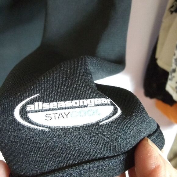 Under Armour reversible top - Picture 4 of 11